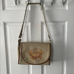 Elegant Tan Shoulder Bag with Crab Design